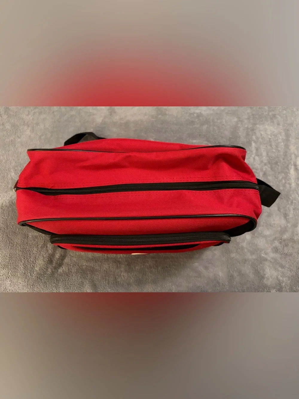 American Tourister travel bag